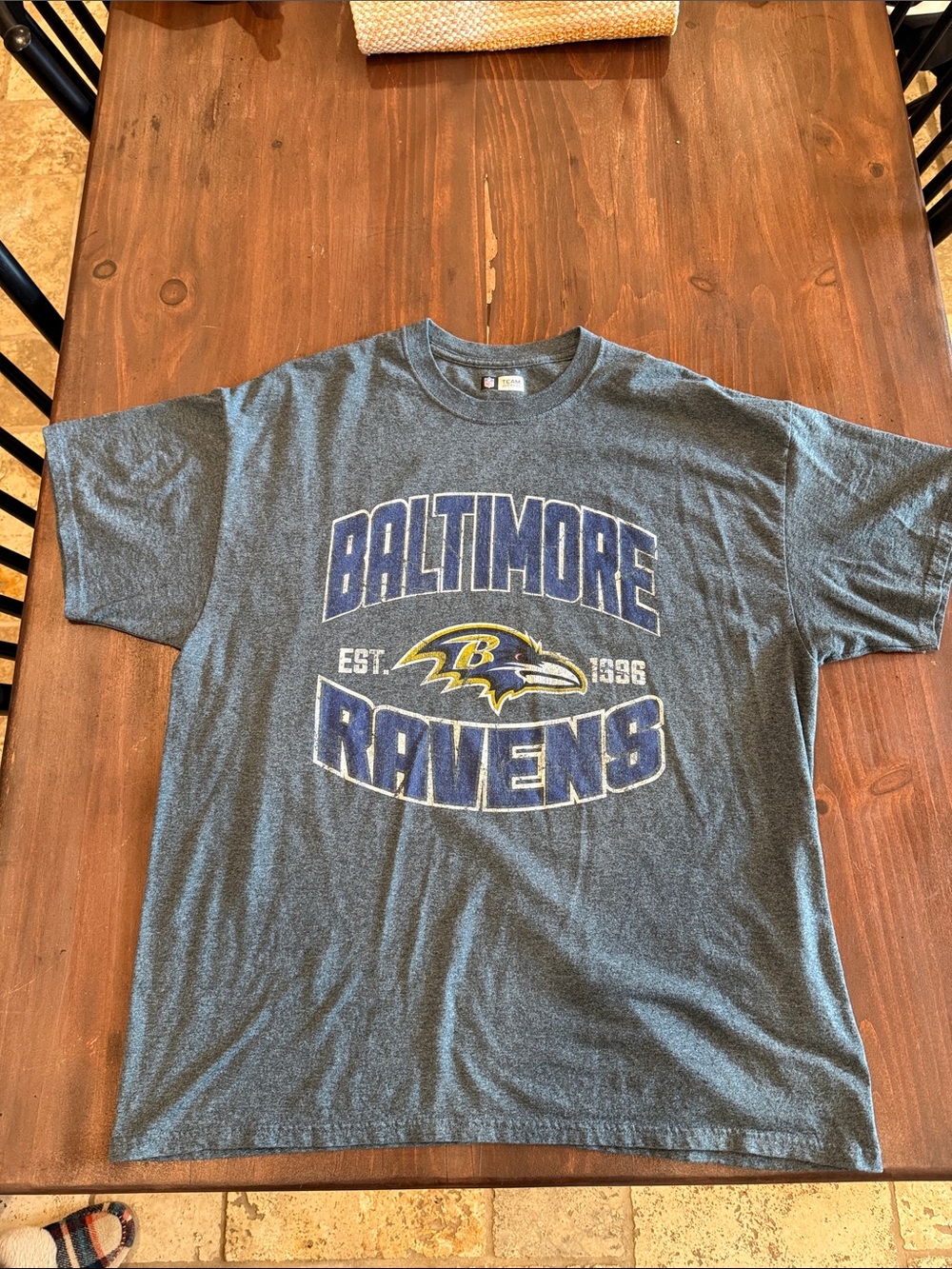 Baltimore Ravens Men’s Gray Short-Sleeve Graphic Tee